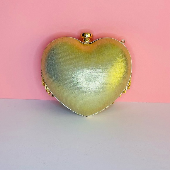 NEW TRENDY GOLD FRINGE RHINESTONE HEART CLUTCH HANDBAG GOLD CHAIN STRAP - Picture 3 of 6